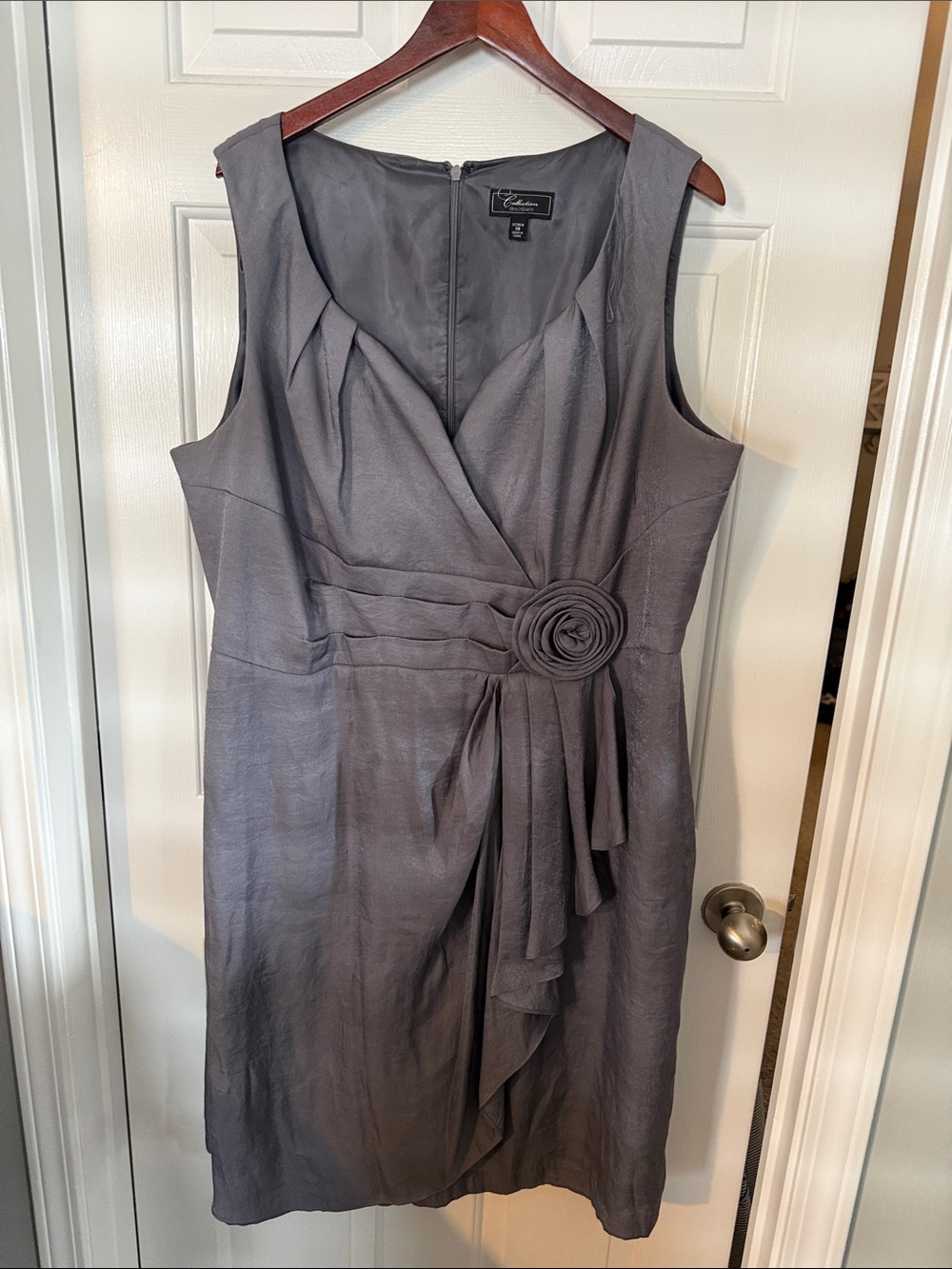 Dress Barn Collection Sleeveless Gray Midi Dress with Rosette Detail
